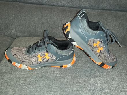 Tenisky under armour, under armour,37