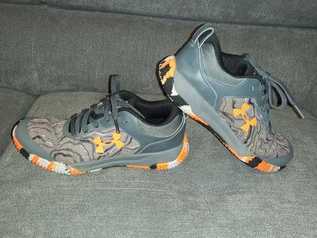 Tenisky under armour, under armour,37