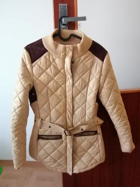 Bunda gate woman 34, gate,34