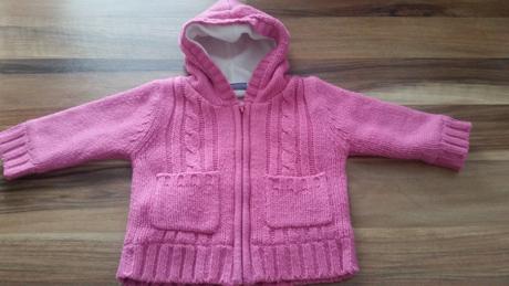 Svetrík 62/68, lupilu,62