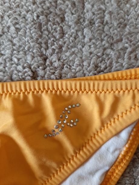 Dámske plavky vel .38, m