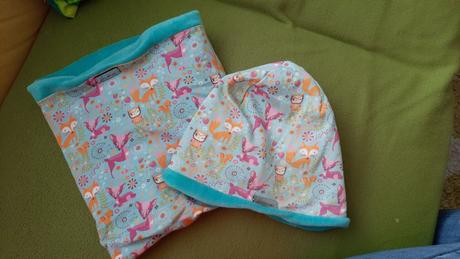 Set čiapka a nakrčnik, 86