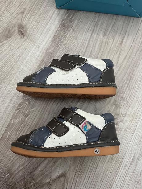 Pískacie kožené topánočky, freycoo,22