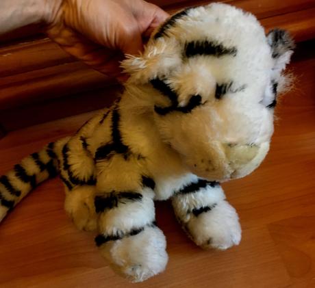 Plyšák biely tiger, 