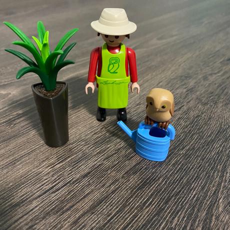Playmobil záhradkárka, 