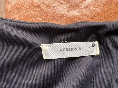 Čierne tielko reserved, reserved,m