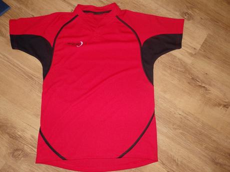 Športové tričko v super stave, m