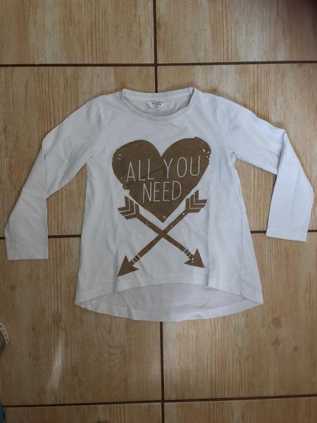 Tričko so zlatým srdcom, 110