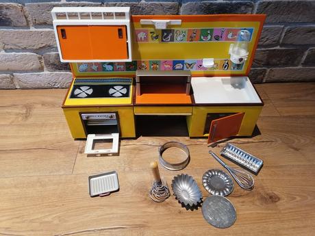 Plechová retro kuchynka, 