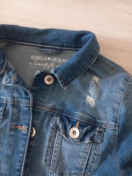 Elastická riflovka, c&a,146