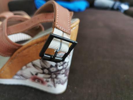 Kožené sandálky na platforme lasocki veľ. 38, lasocki,38