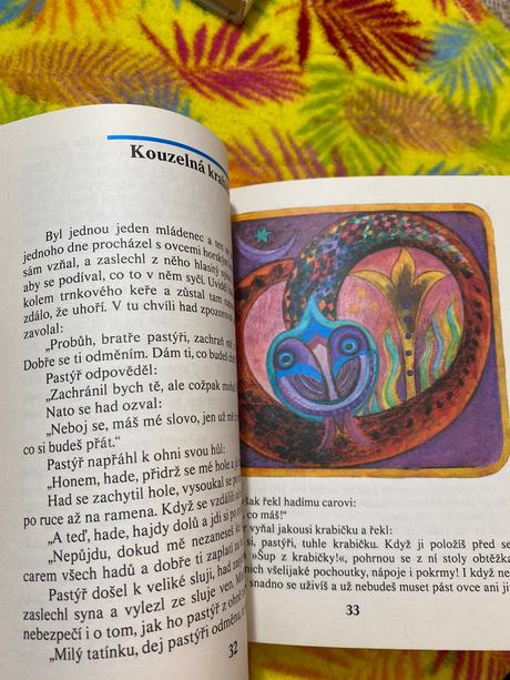 Stará retro kniha čarodějný prsten srbské pohádky,