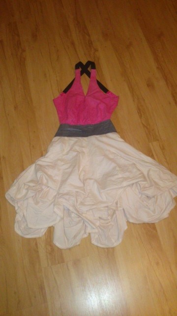 Kvalitné šaty pre slečny, 158