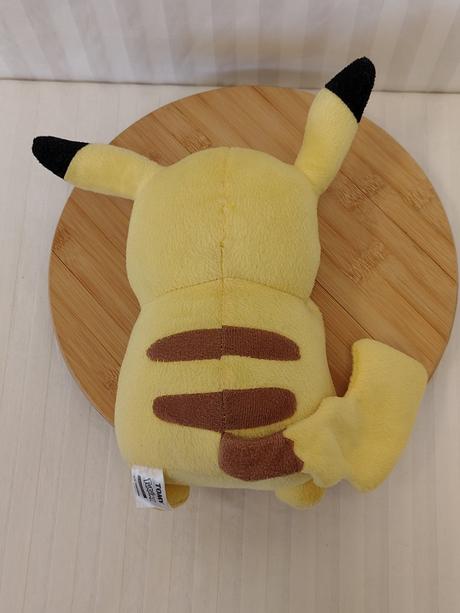Zberateľsk plyšák pikachu tomy nintendo retro 2017,