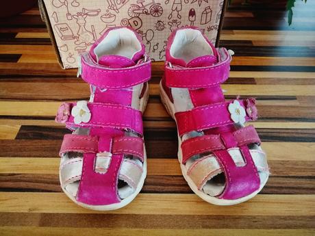 Sandálky ružové, d.d.step,22