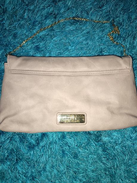 Kabelka, river island