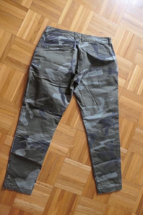 Retro jeans stylove,volnocasove,maskacove nohavky, m