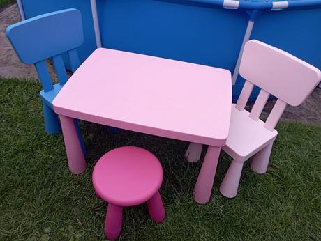 Mammut stôl so stoličkami, 