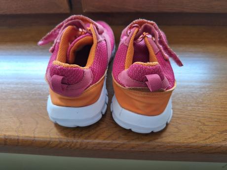 Dievčenské tenisky, lupilu,32