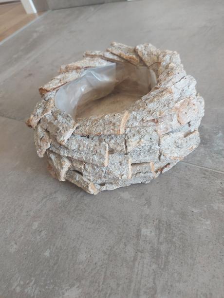 Drevený kvetináč, 