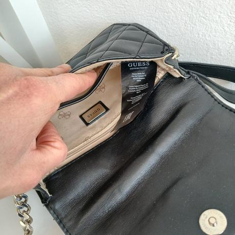 Čierna malá crossbody kabelka guess, guess