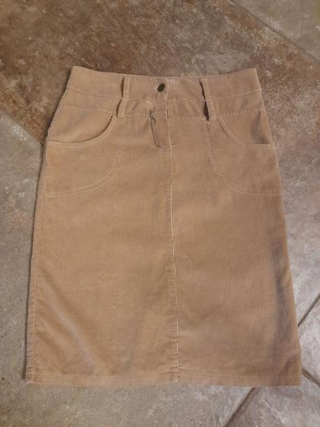 Kordova sukna, tenky menzester, s