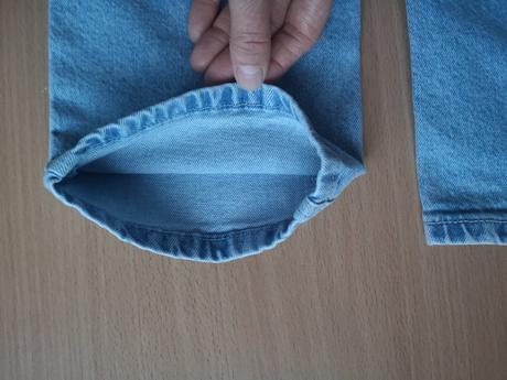 Denimové džínsy s klasickým pásom a rovným strihom, lindex,128