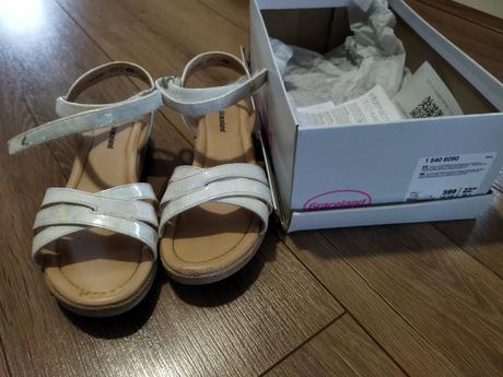Sandálky, graceland,32