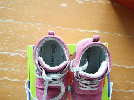 Protetika fuxia 22, protetika,22