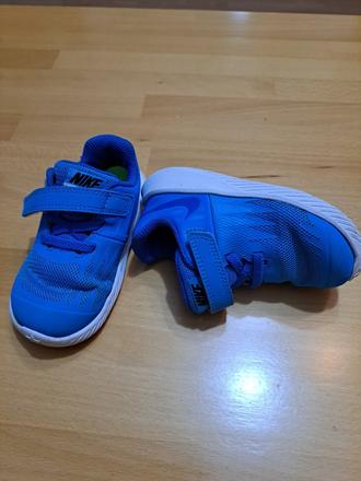 Tenisky, nike,22