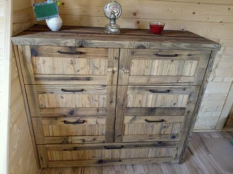 Predám komodu, 