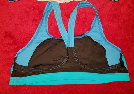 Dievčenské plávky, 164