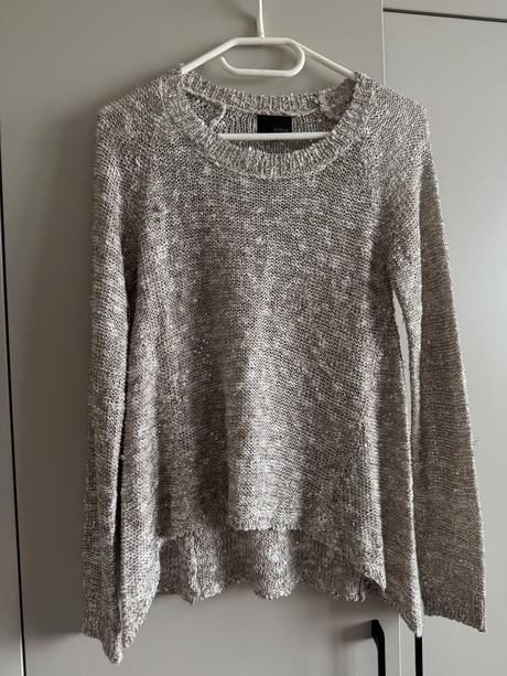 Dámsky svetrík s flitrami, s