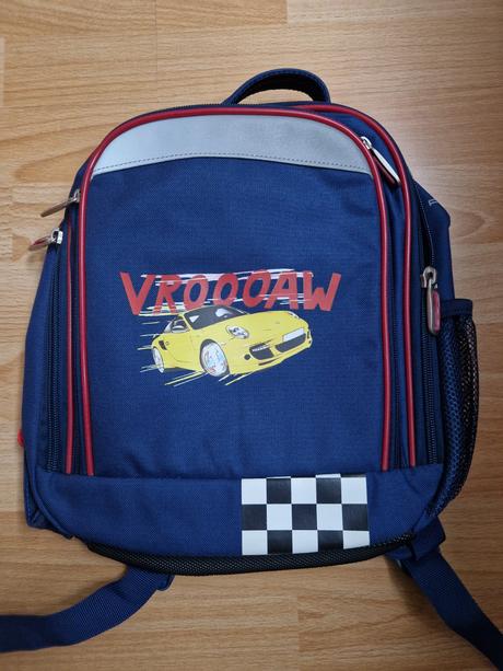 Detsky porsche ruksak nenoseny,