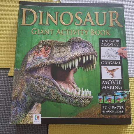 Dinosaur giant activity book top stav - 4b, 