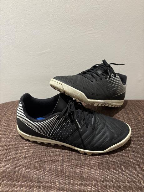 Tenisky/ halovky kipsta veľ 40, kipsta,40