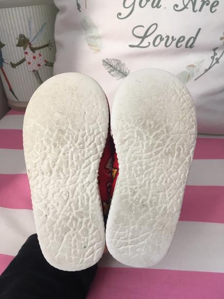 Darujem papučky pre dievčatko, rak,25