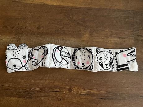 Latkove knihy wee gallery, 