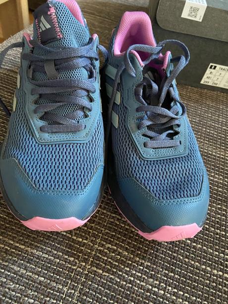 Adidas tenisky, adidas,40