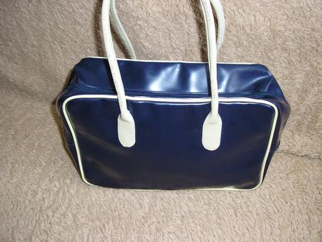 1141. tm. modrá taška, 