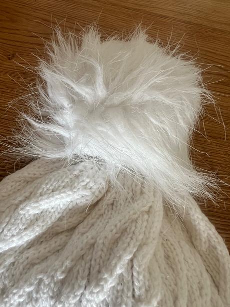 Čiapka s brmbolcom, 