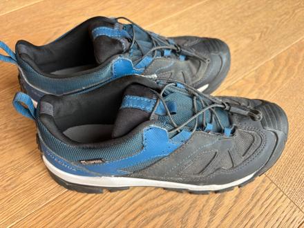 Decathlon nepremokave topanky, quechua,35