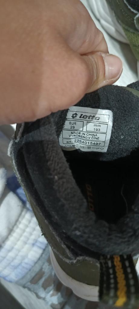 Topánky/tenisky 29, lotto,29