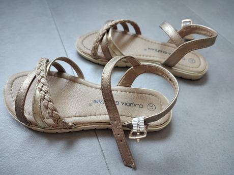 Elegantné sandále, mali sme na svadbu, 31