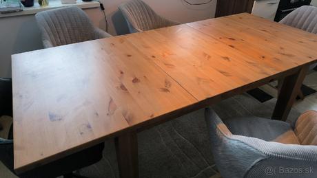 Masívny rozkladací jedálenský stôl, 