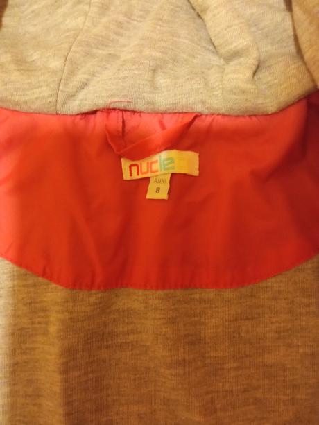 Sustakova podsita bunda, 128