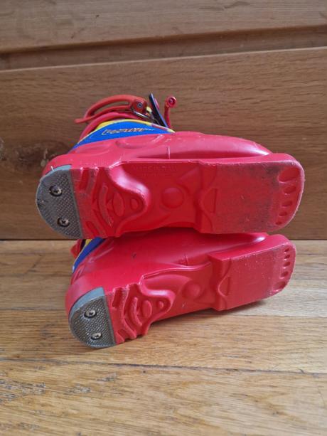 Lyziarky, salomon,25