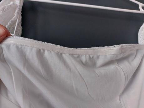 Overal s balonovymi rukávmi hole ramena nove s vis, amisu,42