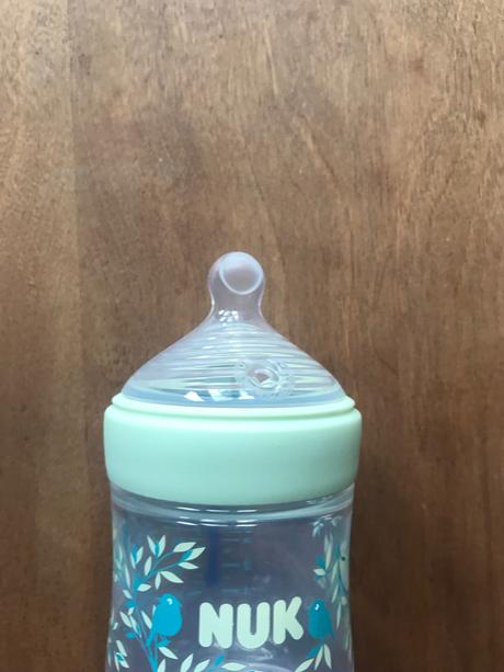 Dojčenská fľaška nuk, nuk