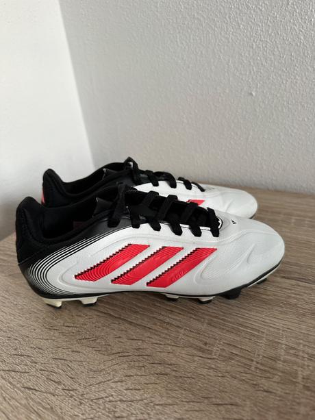 Kopačky adidas, adidas,32